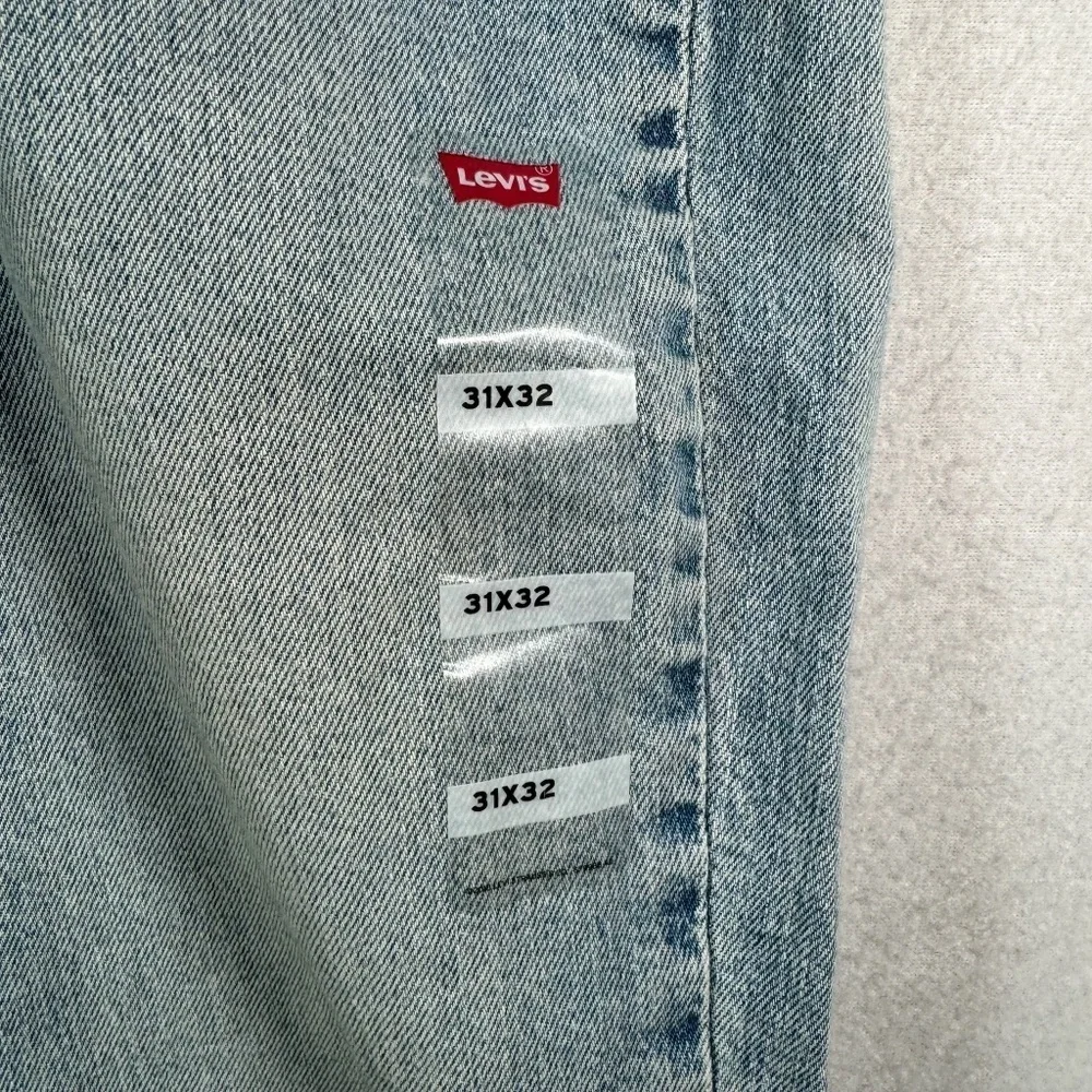 Levis Jeans Mens 31 Blue 511 Straight Light Wash NWT